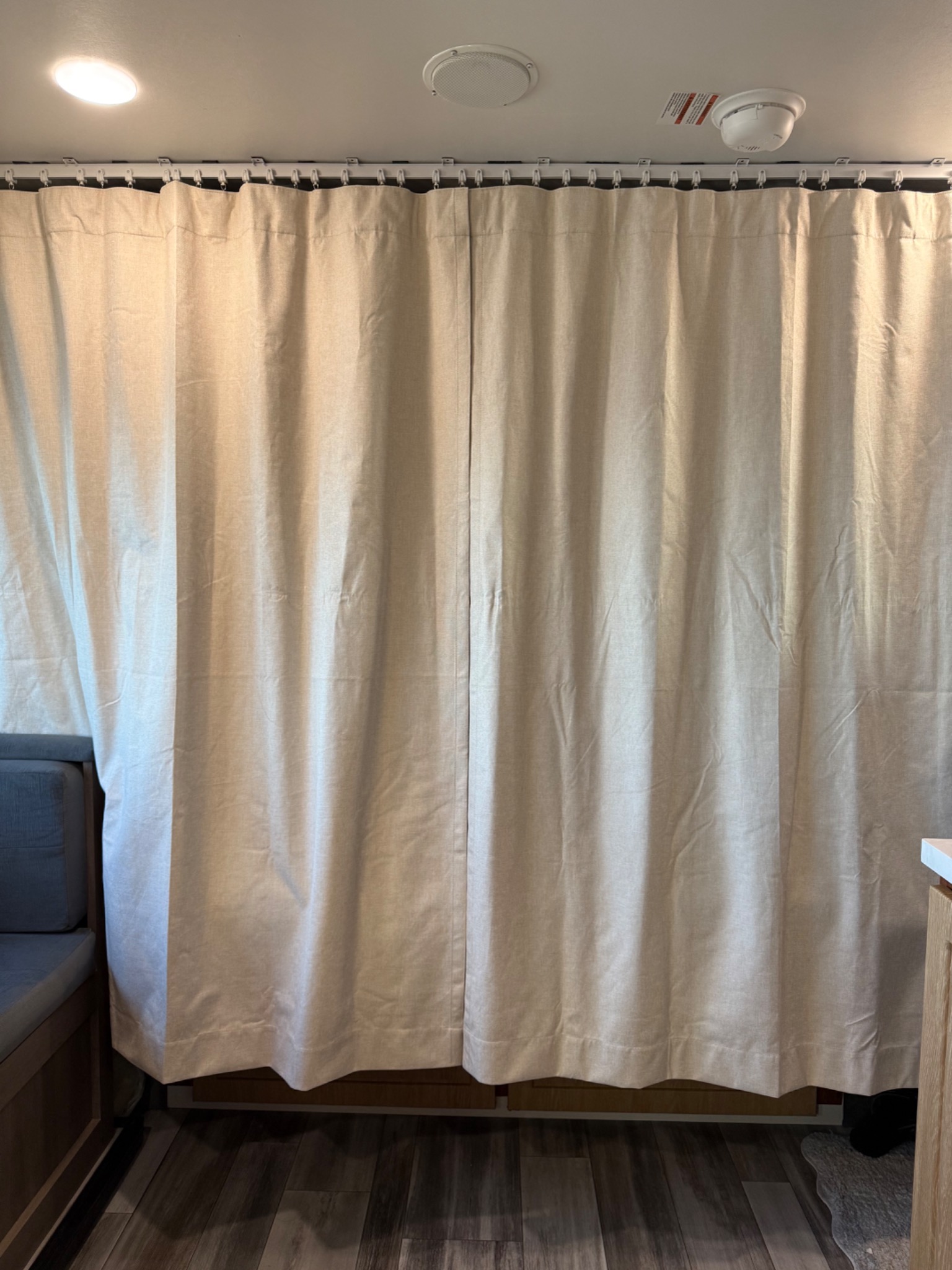 Privacy curtain closed